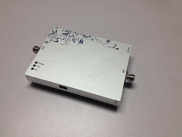 4G LTE 1800 Booster GSM 1800mhz Signal Repeater Booster 25dbi Gain DCS 1800MHz 75db High Gain Cell Phone Signal Amplifiers