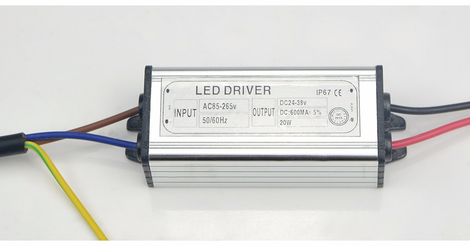 1Pcs DC 24V 38V 20W 600mA Power Supply adapter transformers Floodlight LED Driver lighting Transformer IP67 Waterproof Adapter