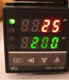 Digital Temperature Controller 0 400 Degrees PIDThermocouple thermostat Temperature diagnostic tool Heat reset Alarm function